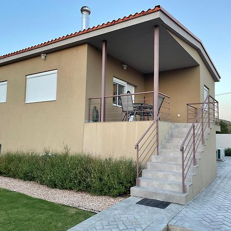 فيلا Saint George Family House Palaiá Fókaia المظهر الخارجي الصورة